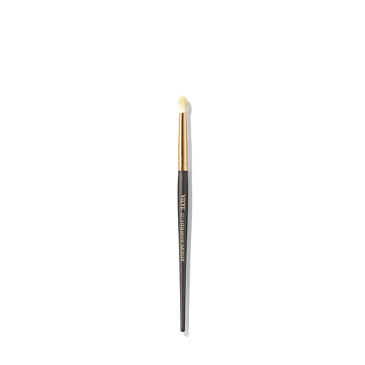 221 Eyeshadow Smudger Brush